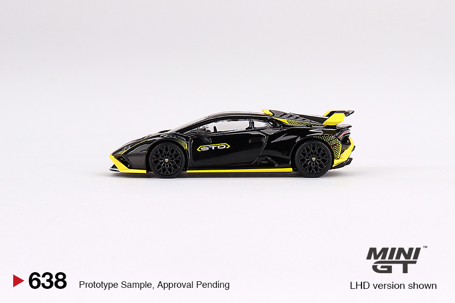 MINI GT #638 — Lamborghini Huracán STO Nero Noctis - Image 5
