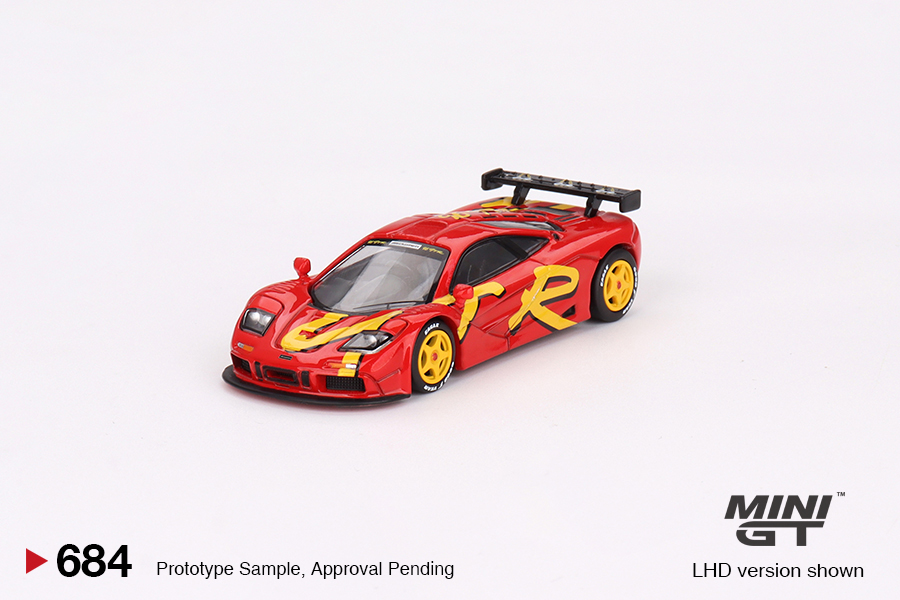 MINI GT #684 — McLaren F1 GTR 1996 Presentation - Image 3
