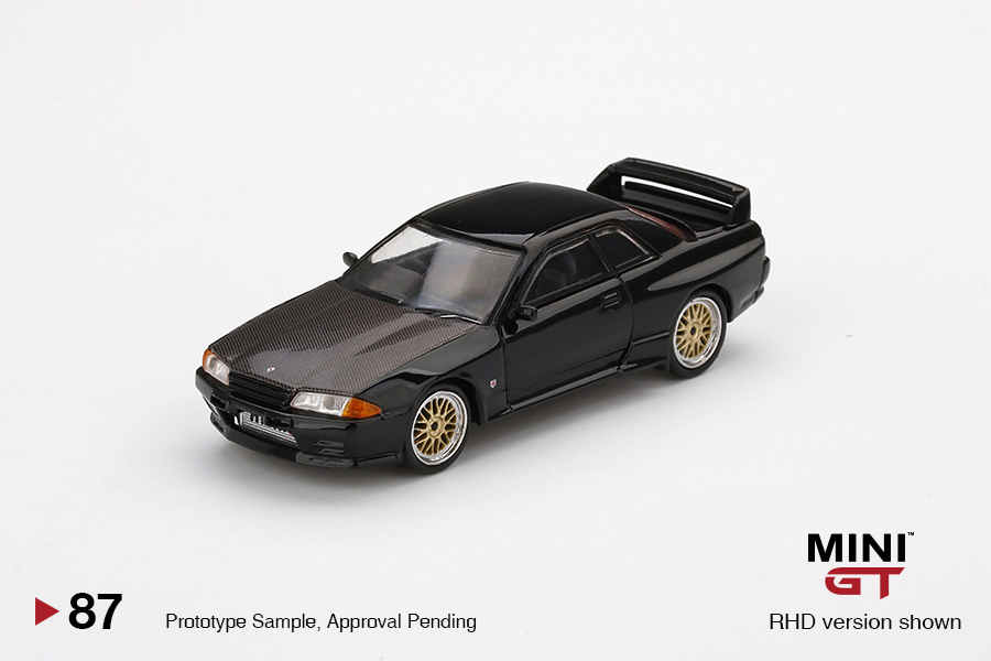 MINI GT #87 — Nissan Skyline GT-R (R32) Black w/ BBS LM Wheel RHD version only. - Image 3