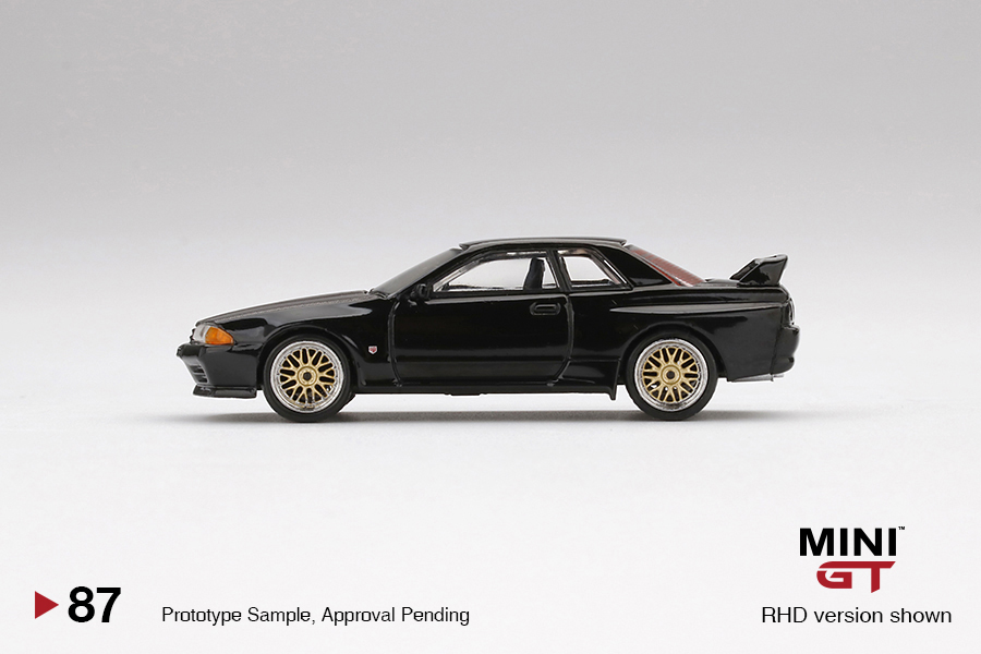 MINI GT #87 — Nissan Skyline GT-R (R32) Black w/ BBS LM Wheel RHD version only. - Image 5