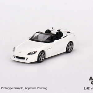 MINI GT #656 — Honda S2000 （AP2) CR Grand Prix White