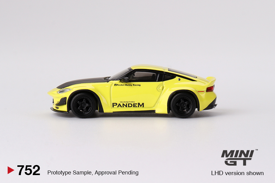 MINI GT #752 — Nissan Z Pandem Ikazuchi Yellow - Image 5