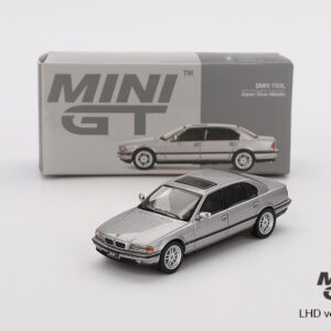 MINI GT #792 — BMW 750IL Aspen Silver Metallic