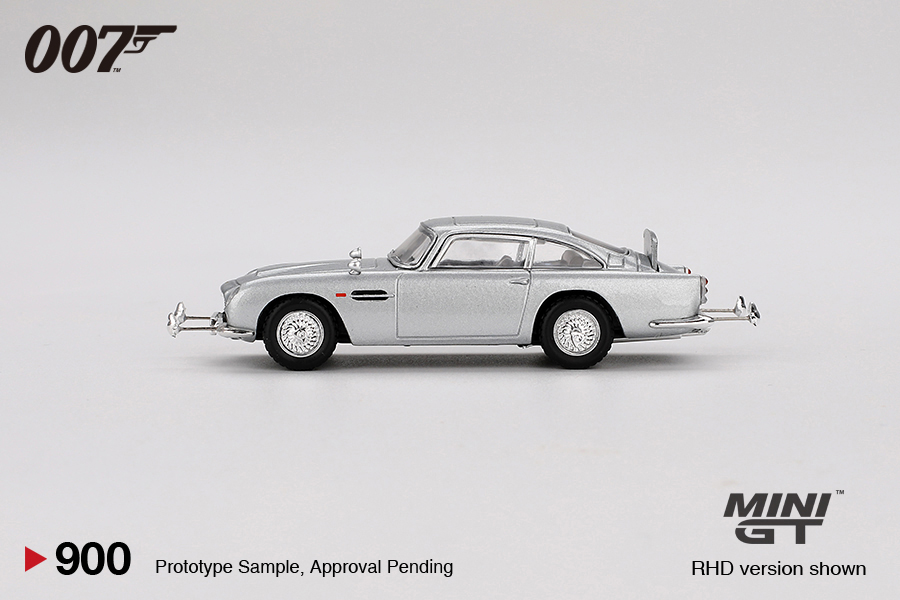 MINI GT #900 — Aston Martin DB5 “Goldfinger” - Image 4
