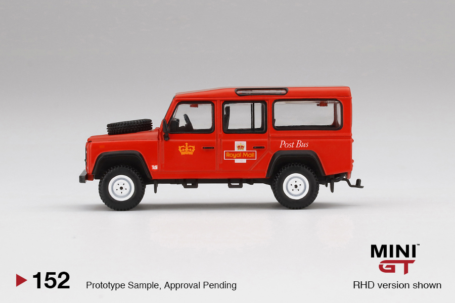 MINI GT #152 — Land Rover Defender 110 UK Royal Mail Post Bus - Image 5