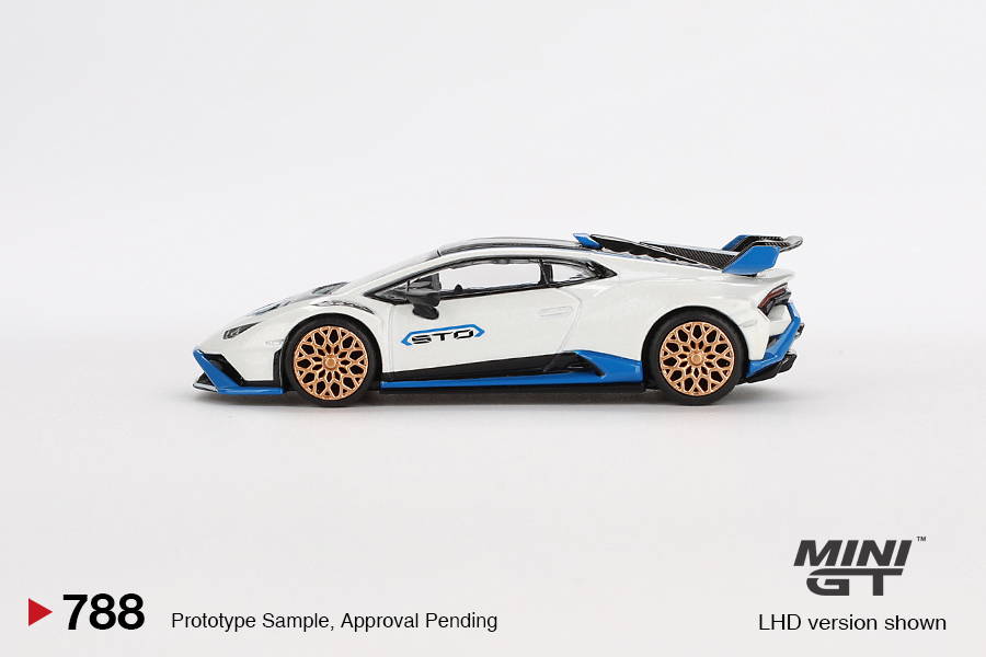 MINI GT #788 — Lamborghini Huracán STO Bianco Asopo - Image 5