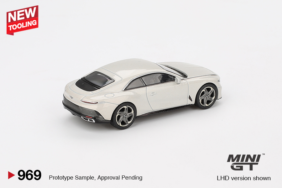 MINI GT #969 — Bentley Batur Bonneville Pearl - Image 4