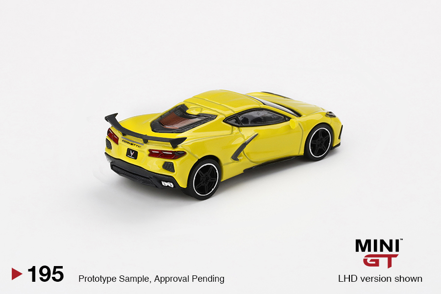MINI GT #195 — Chevrolet Corvette Stingray Accelerate Yellow Metallic - Image 4