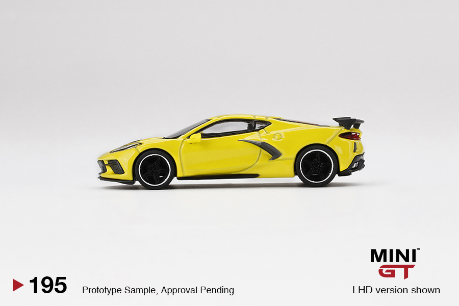 MINI GT #195 — Chevrolet Corvette Stingray Accelerate Yellow Metallic - Image 5