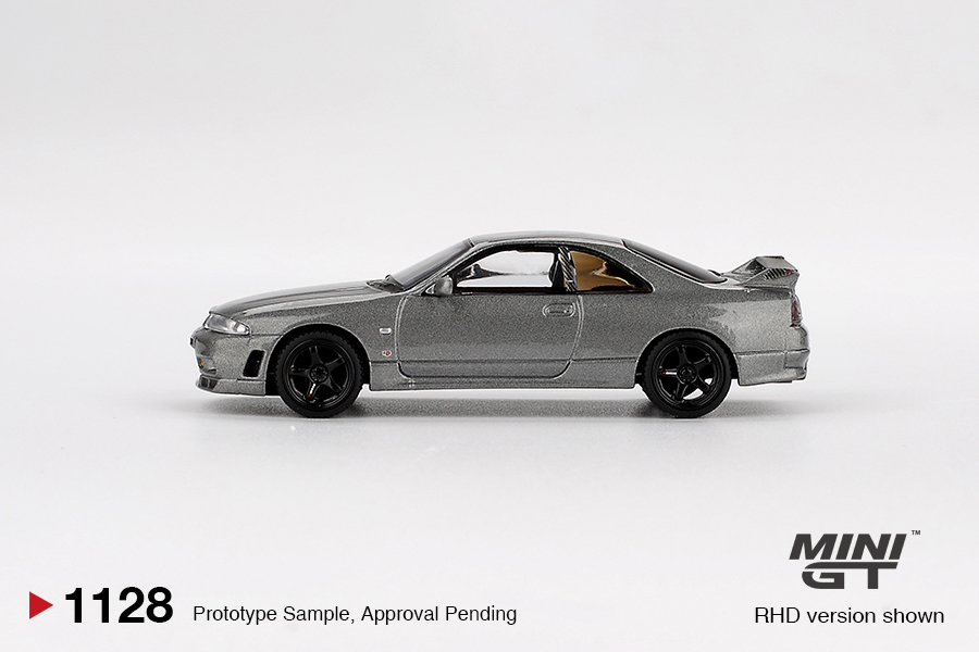 MINI GT #1128 — NISSAN Skyline GT-R Dark Metal Gray (NISMO BCNR33 CRS Version) - Image 4