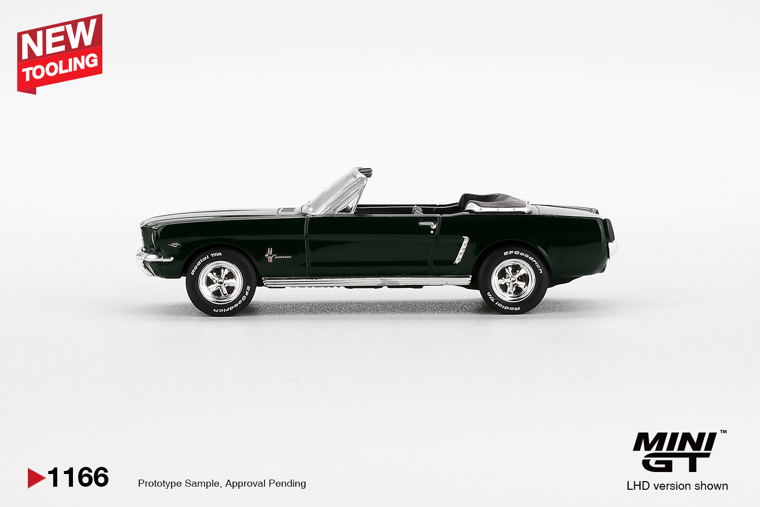 MINI GT #1166 — Ford Mustang Convertible 1964 Highland Green - Image 4