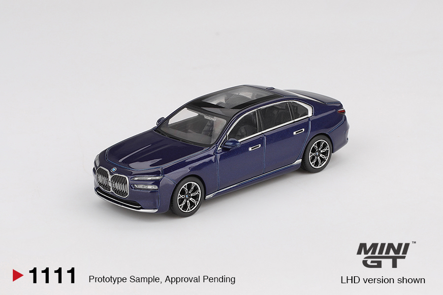 MINI GT #1111 — BMW i7 xDrive60 Tanzanite Blue Metallic - Image 3