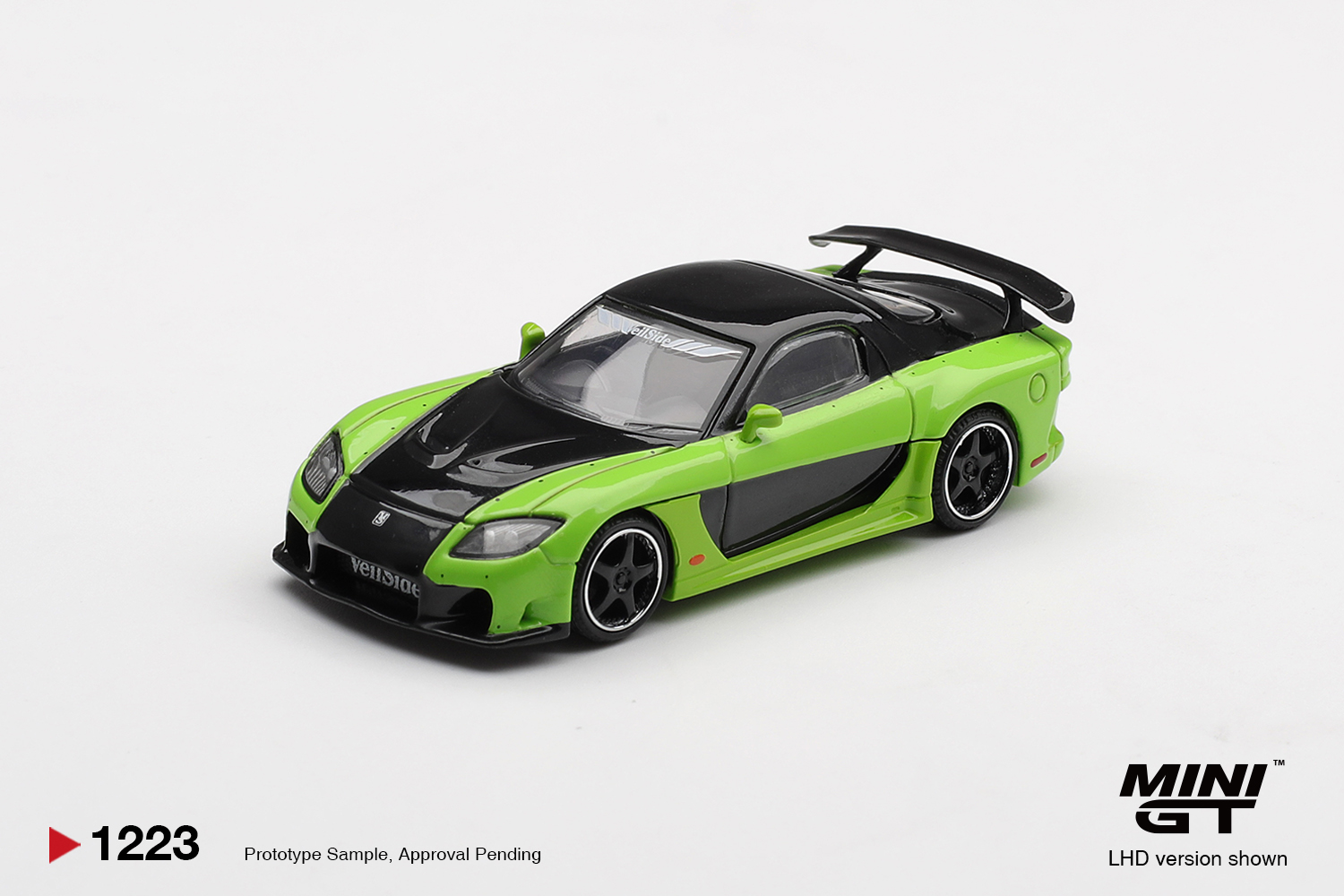 MINI GT #1223 — Mazda RX-7 VeilSide Fortune7 Green