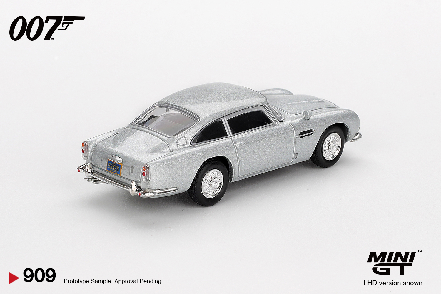 MINI GT #909 — Aston Martin DB5 “Casino Royale” - Image 3