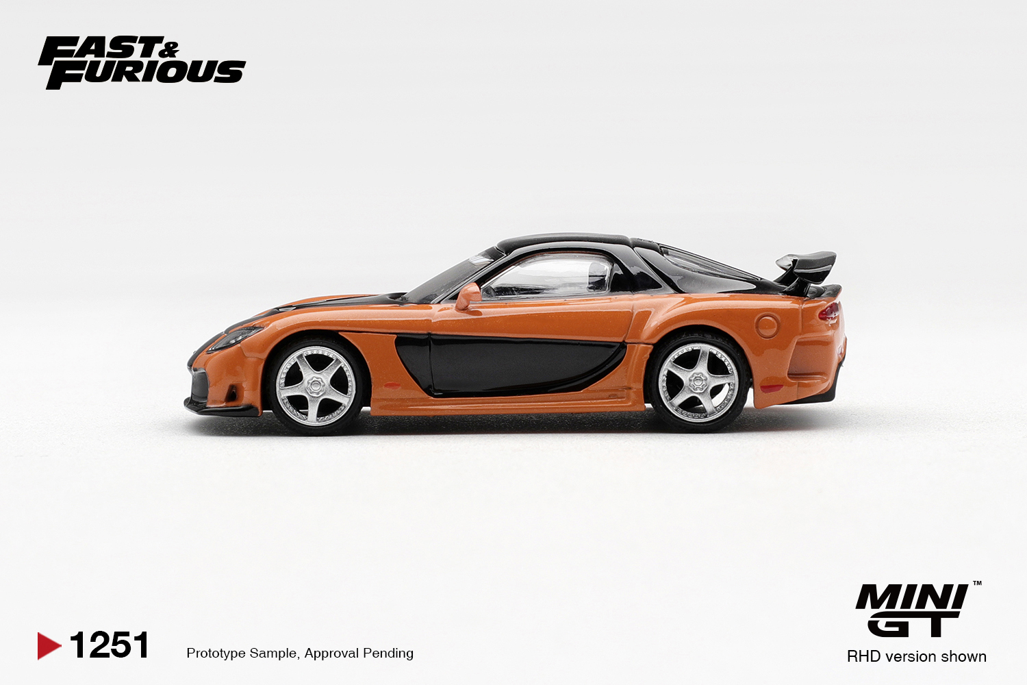MINI GT #1251 — Mazda RX-7 VeilSide Fortune "The Fast and the Furious: Tokyo Drift" Han Seoul-Oh - Image 4